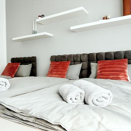 Gemuetliche Wohnung Mit Garten Горн-Бад-Майнберґ Екстер'єр фото